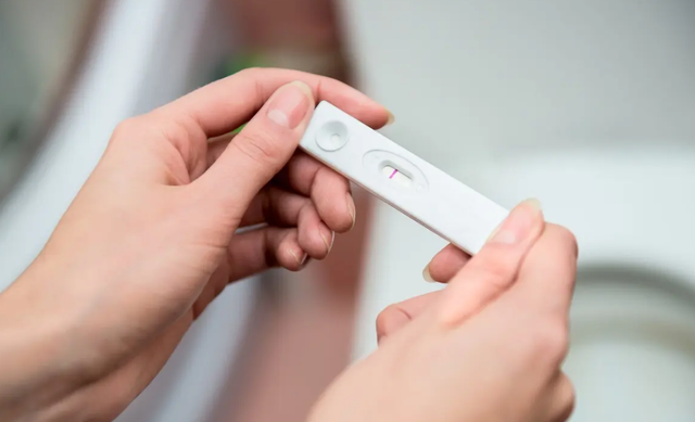 香港正规验血费用多少钱,女子备孕3年没怀，提醒：备孕期间，4个点男女要做好